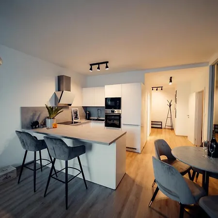 Tiffany Apartment Hotel Bratislava Exterior photo