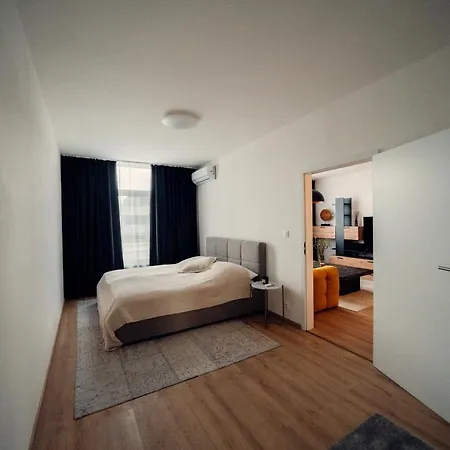 Tiffany Apartment Hotel Bratislava Exterior photo